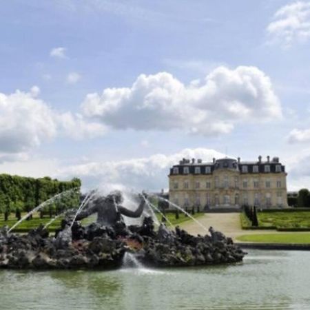 Studio Du Chateau Apartment Champs-Sur-Marne Luaran gambar