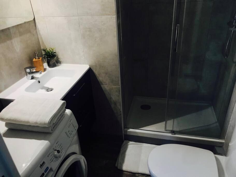 Studio Du Chateau Apartment Champs-Sur-Marne Luaran gambar